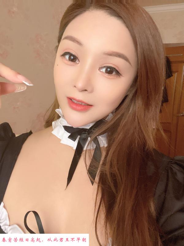 过年不回去的小姐姐 第1张