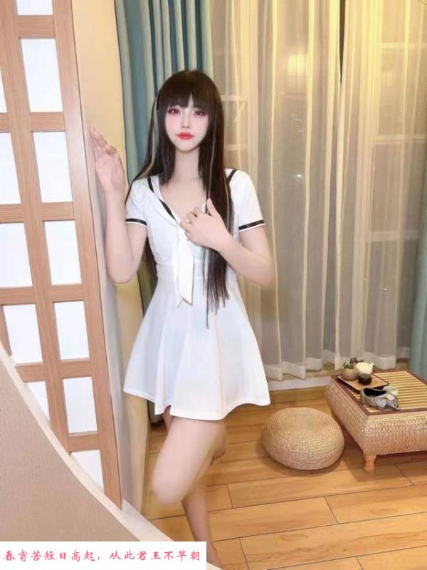 塔子湖性感米桃 第2张