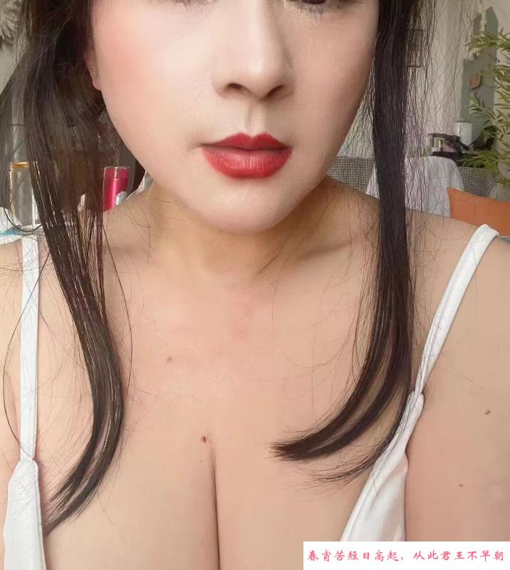 苏州吴中巨乳双飞 第4张