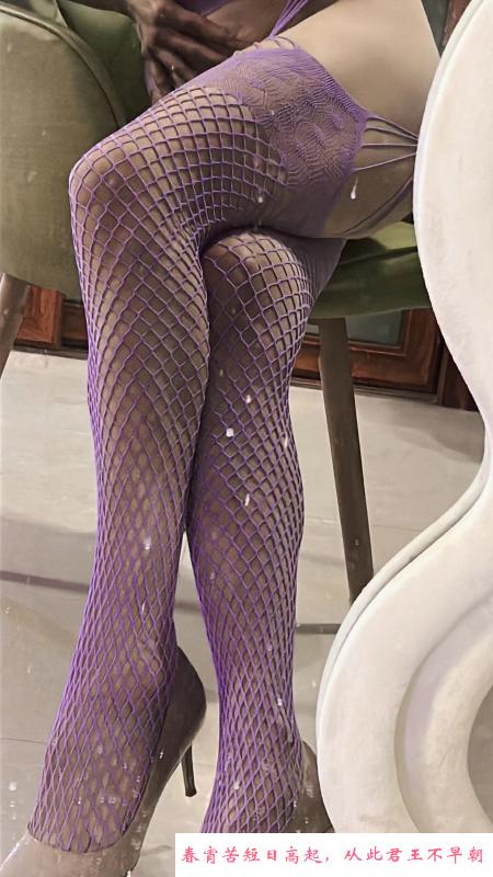 武昌性感美女 第1张