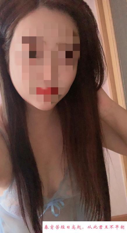 丰满翘臀小少妇 第1张