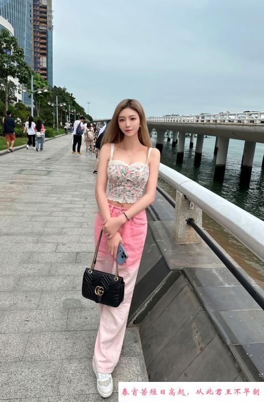思明区颜值身材系美女 第1张