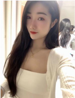 武昌女神娇娇 第1张