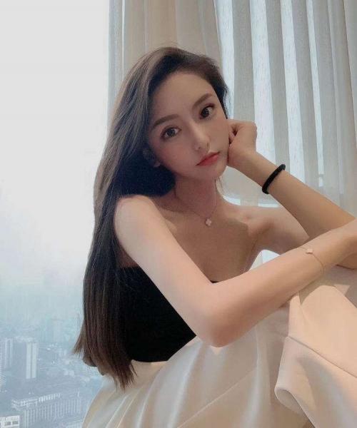性感学妹 第1张