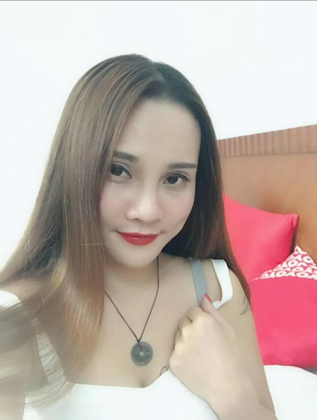 纹身熟女老江湖 第1张