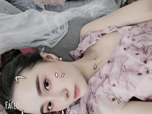 分享一个加了很久的妹儿 第1张