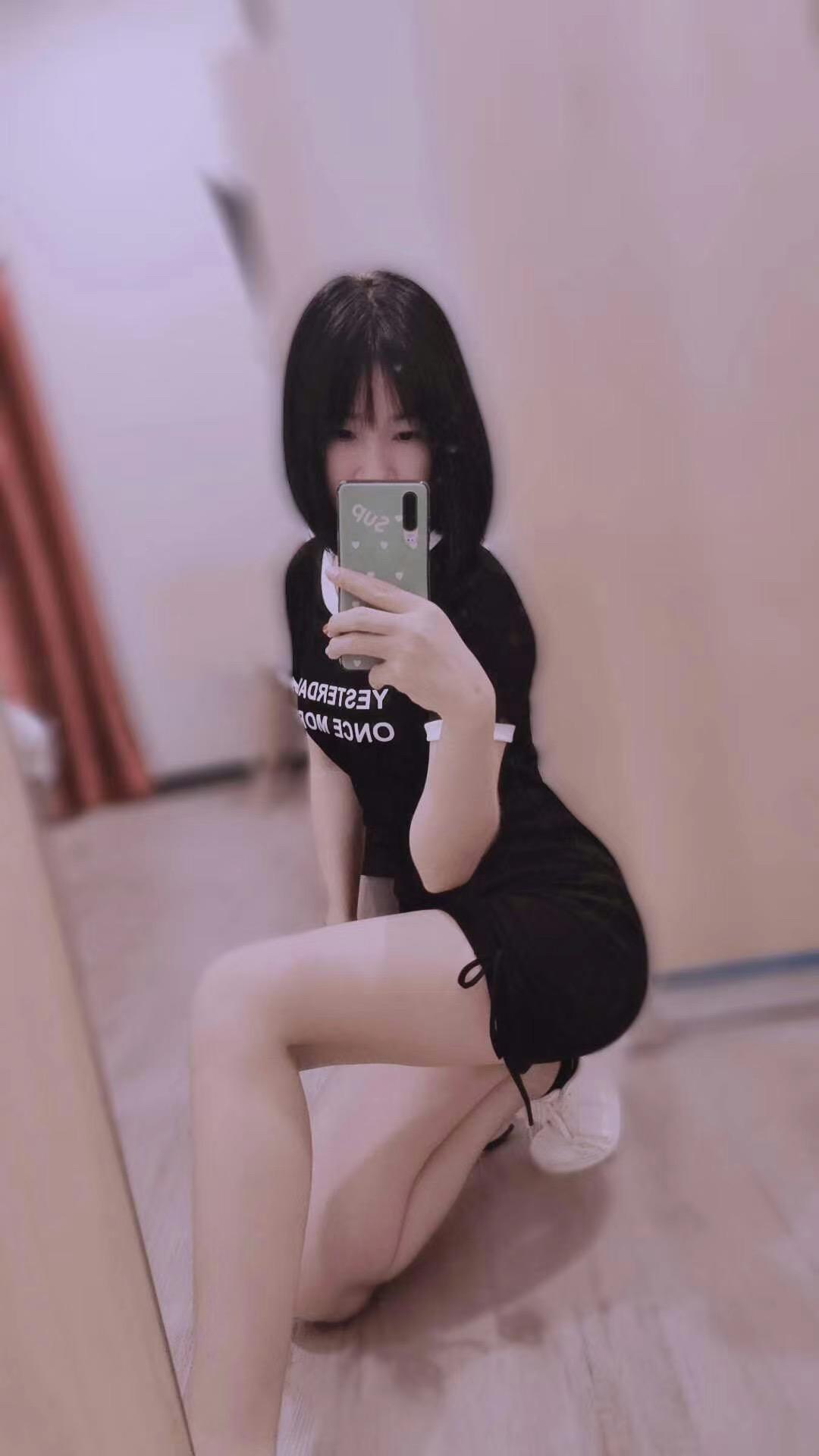 天河岗顶01年的颜值很不错的小姑娘,亲身体验 第3张