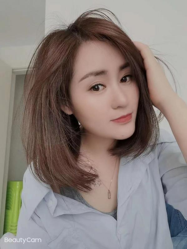 温柔小秋 第1张