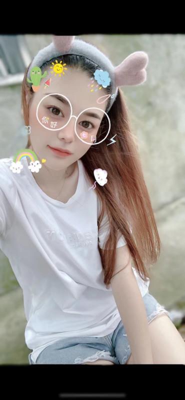 盛天雨荷 第1张