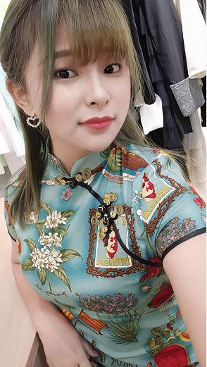 这种女的一看就是小良家 第2张