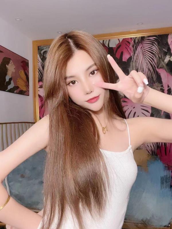 福田小性感可欣 第2张