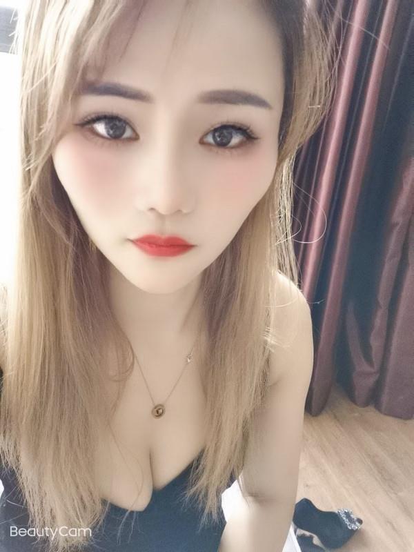 江宁百家湖附近长腿妹 第2张