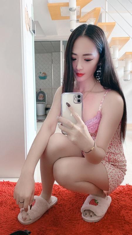 锦江区自聊自做小姐姐 第1张