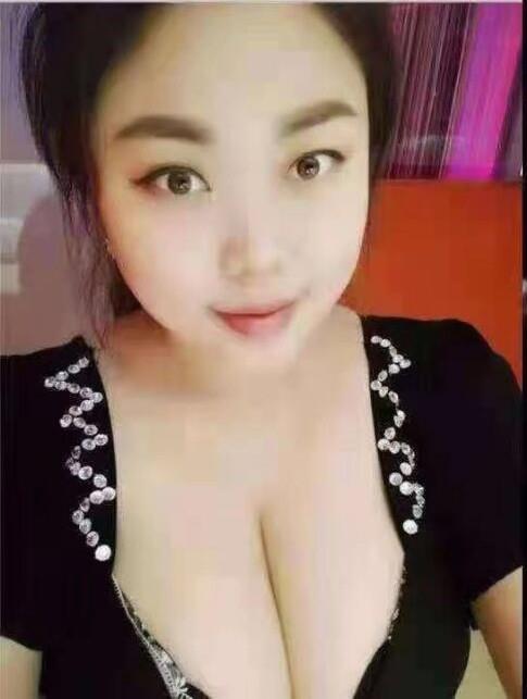 长沙雨花大胸妹子 第1张
