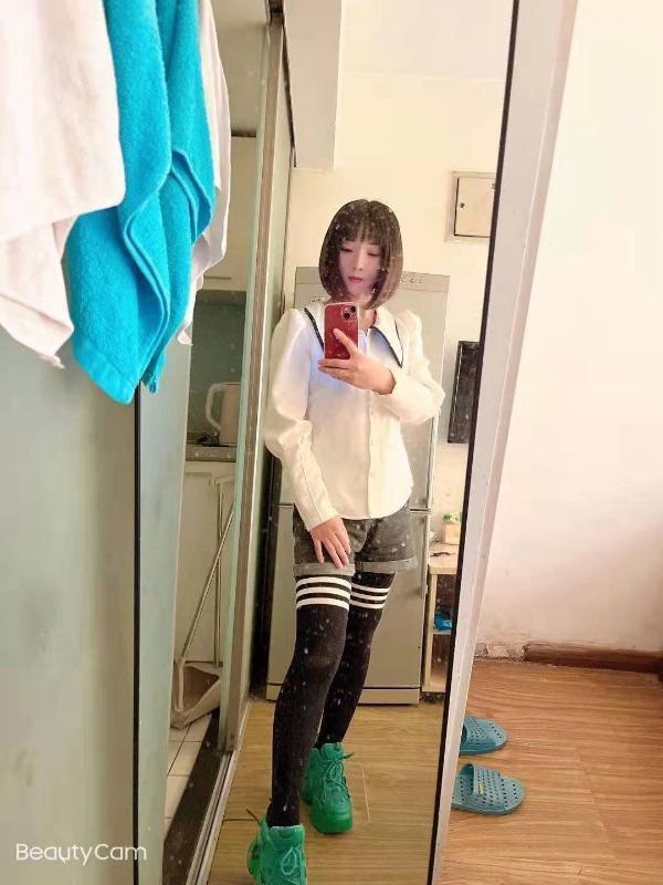 广百西路小少妇 第1张