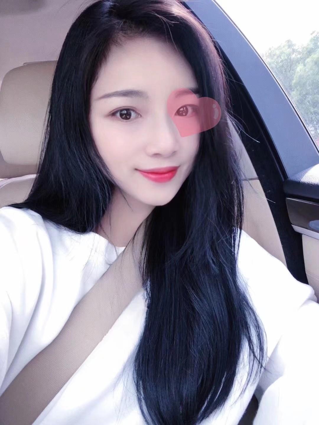 循礼门服务好颜值高的少妇，有制服 第1张