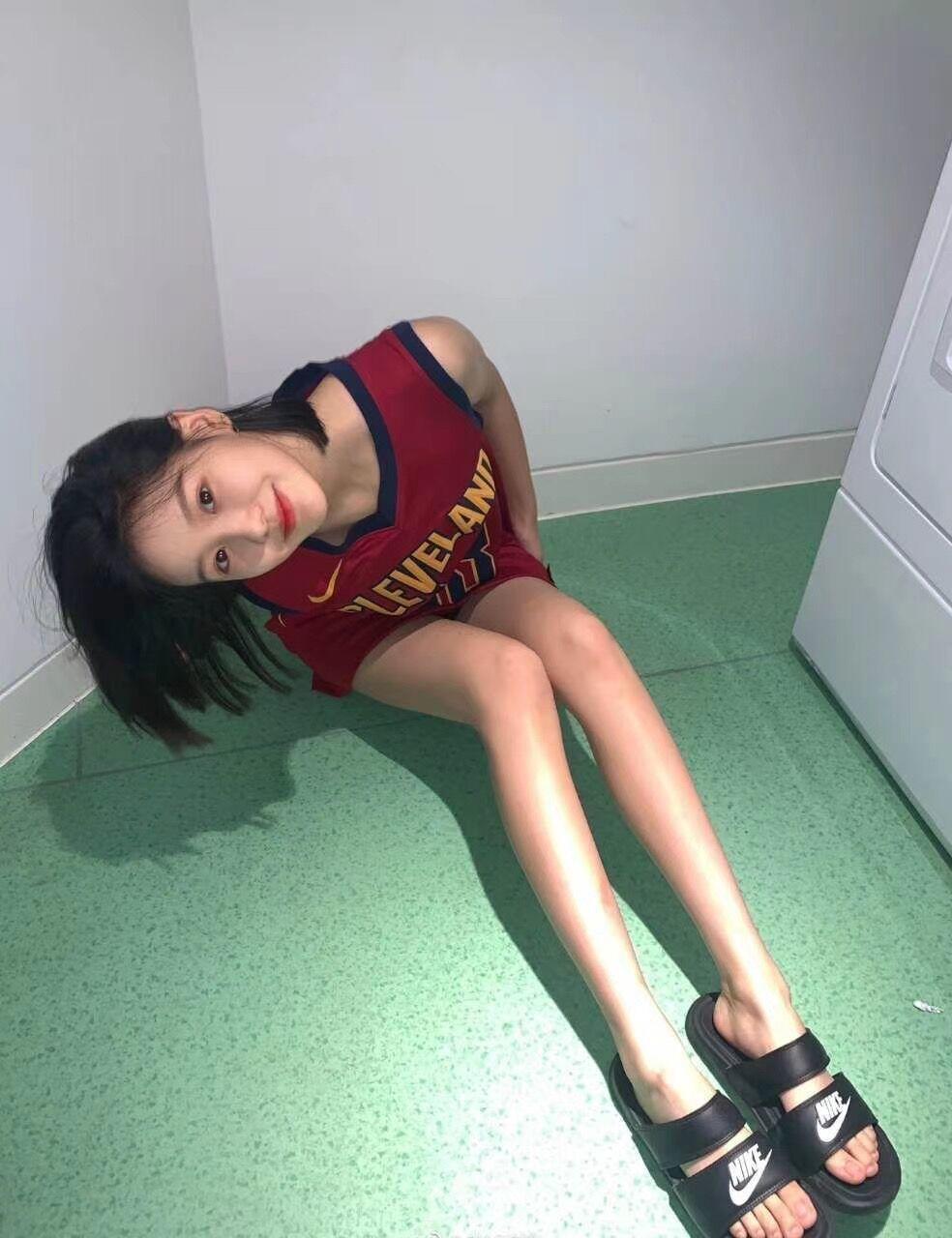01年小妹妹，连续加钟，不错哦 第3张