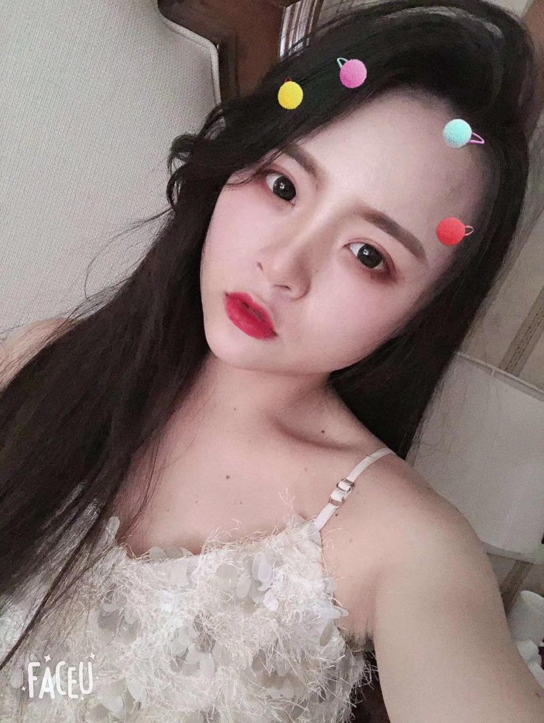 老二号桥附近很爽的妹子 第1张