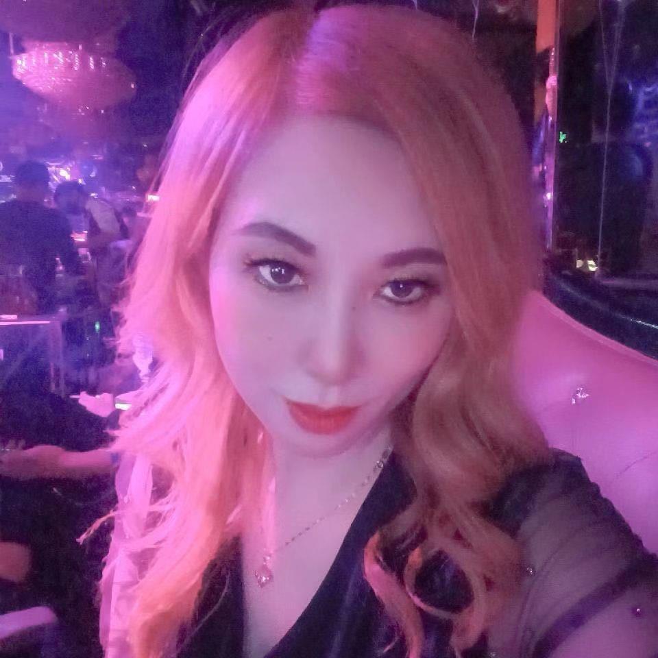 长虹路金发少妇爆雷 第1张