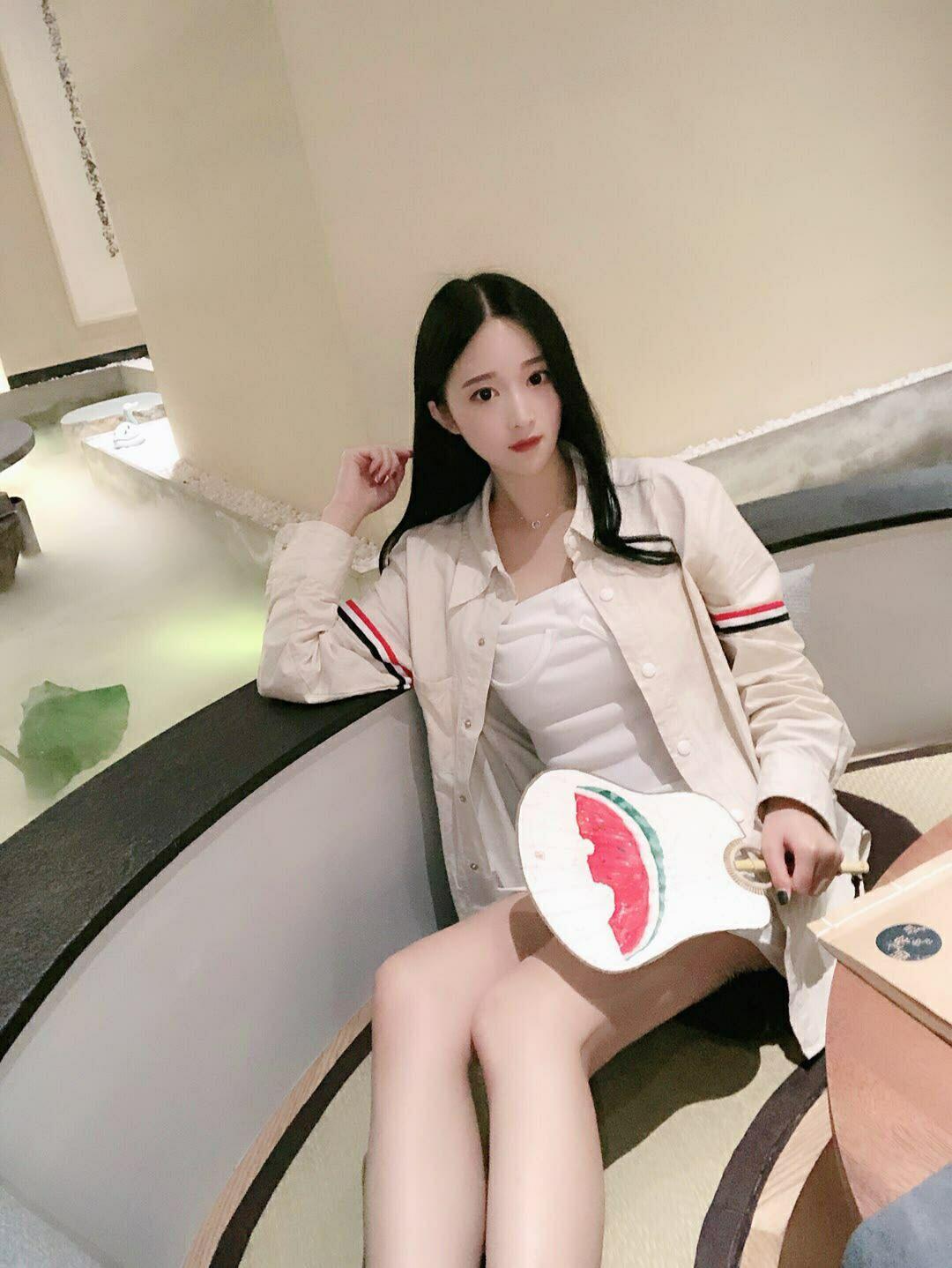 性感丫头小X紧凑真叫人百玩不厌、回味无穷 第1张