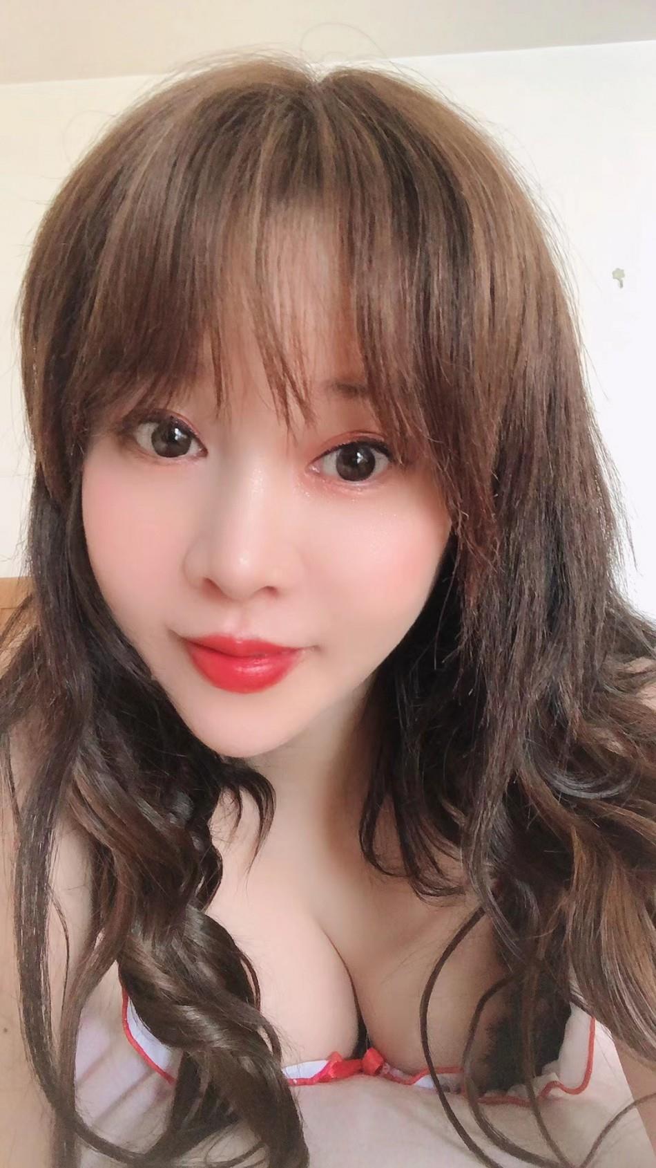 中庚财富天下御姐型美女超爽记 第2张