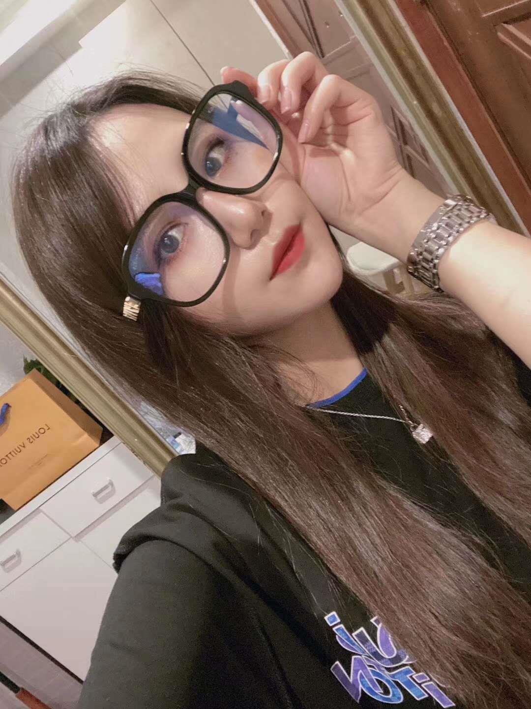 高颜值小骚货雨柔妹子会玩放得开 第1张