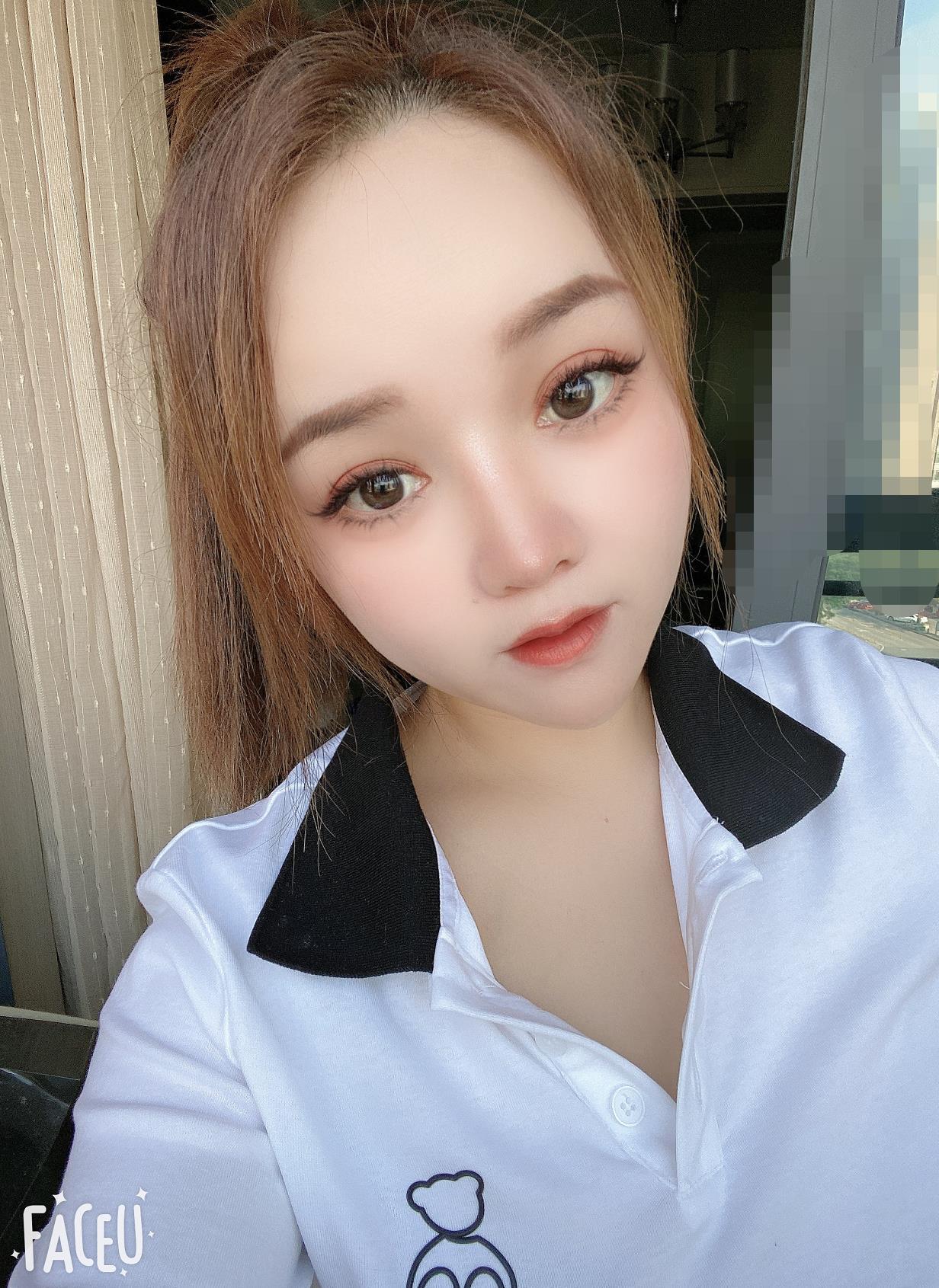 大胸御姐珊珊，骚起来根本扛不住 第2张