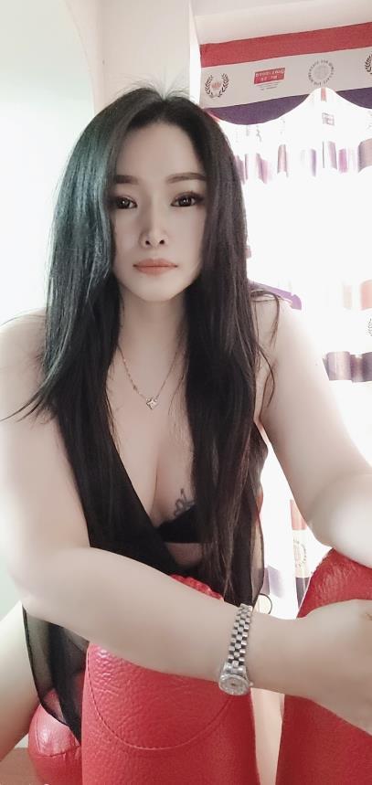 清湖36D御姐漫妮 第2张