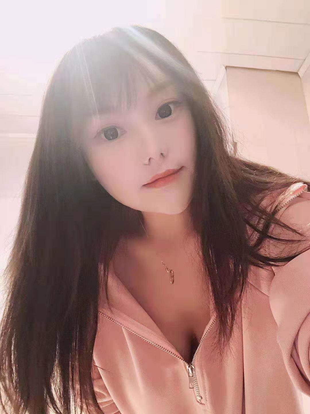 400的川系嫩妹，五官好正，玉体水灵，超划算 第2张